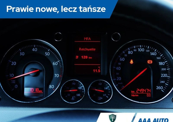 Volkswagen Passat cena 14000 przebieg: 249470, rok produkcji 2005 z Bielsko-Biała małe 254